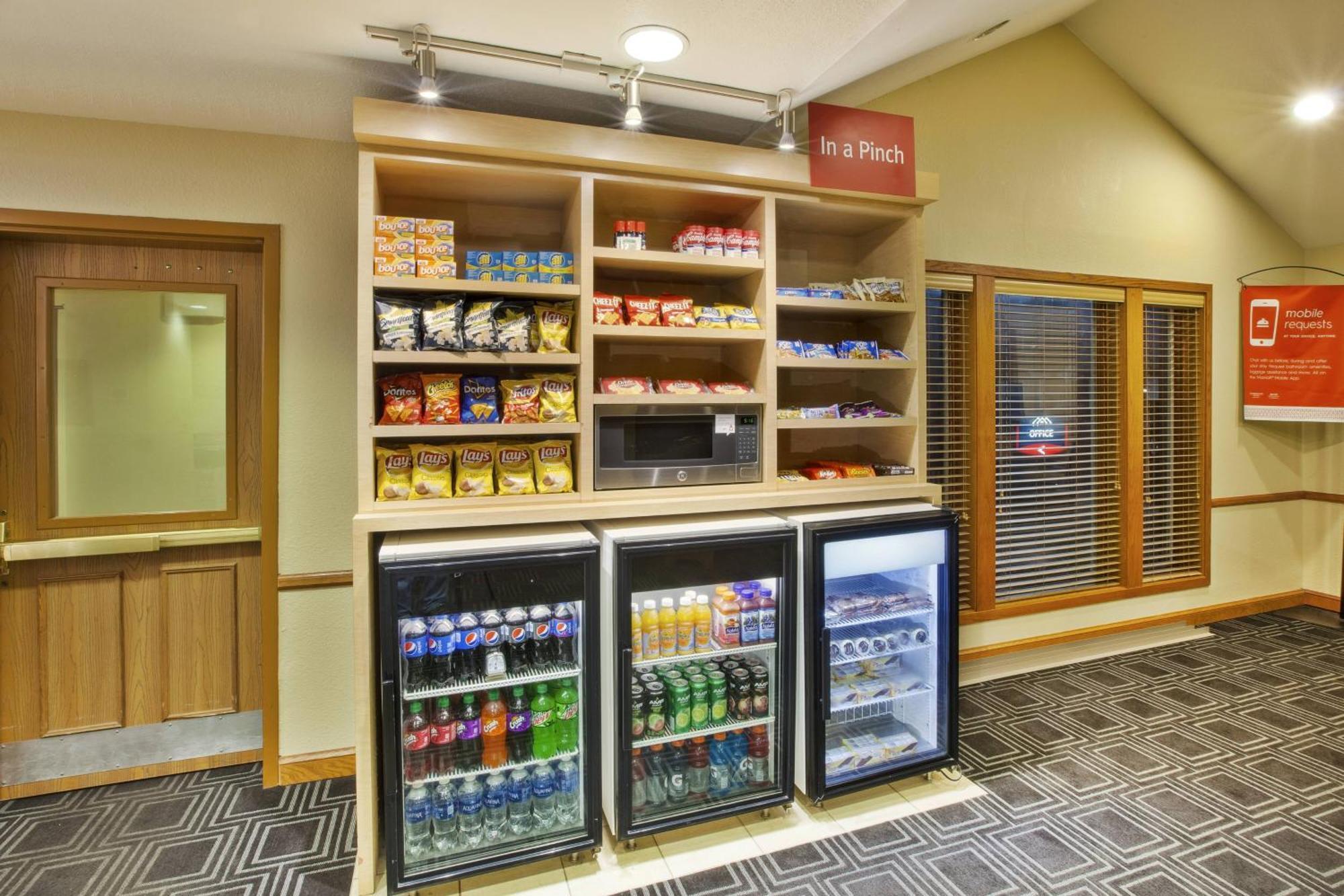 Towneplace Suites Detroit Стърлинг Хайтс Екстериор снимка